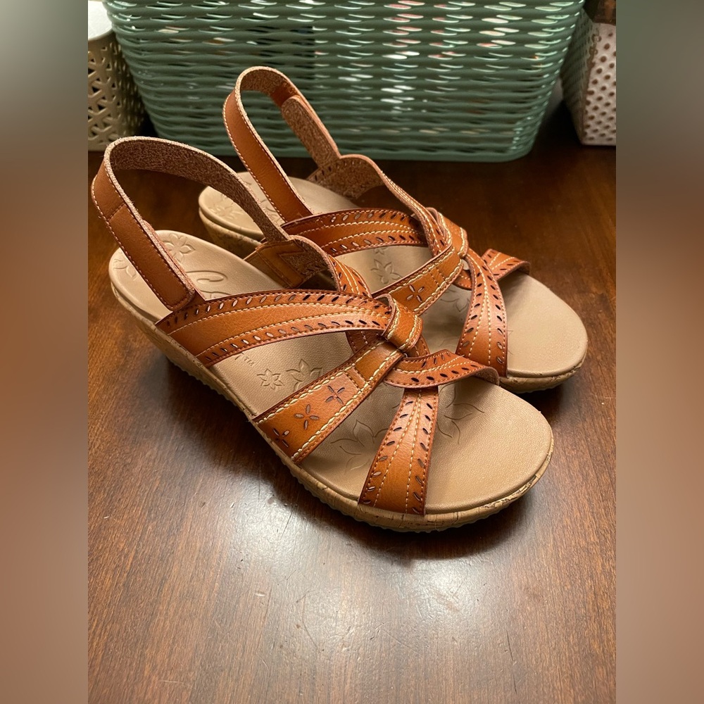 NWOT Skechers Beverlee After Sunrise Wedge Sandals - Picture 3 of 7